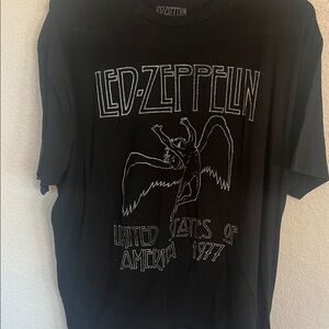 Led Zeppelin Black Graphic Tee - Short Sleeve